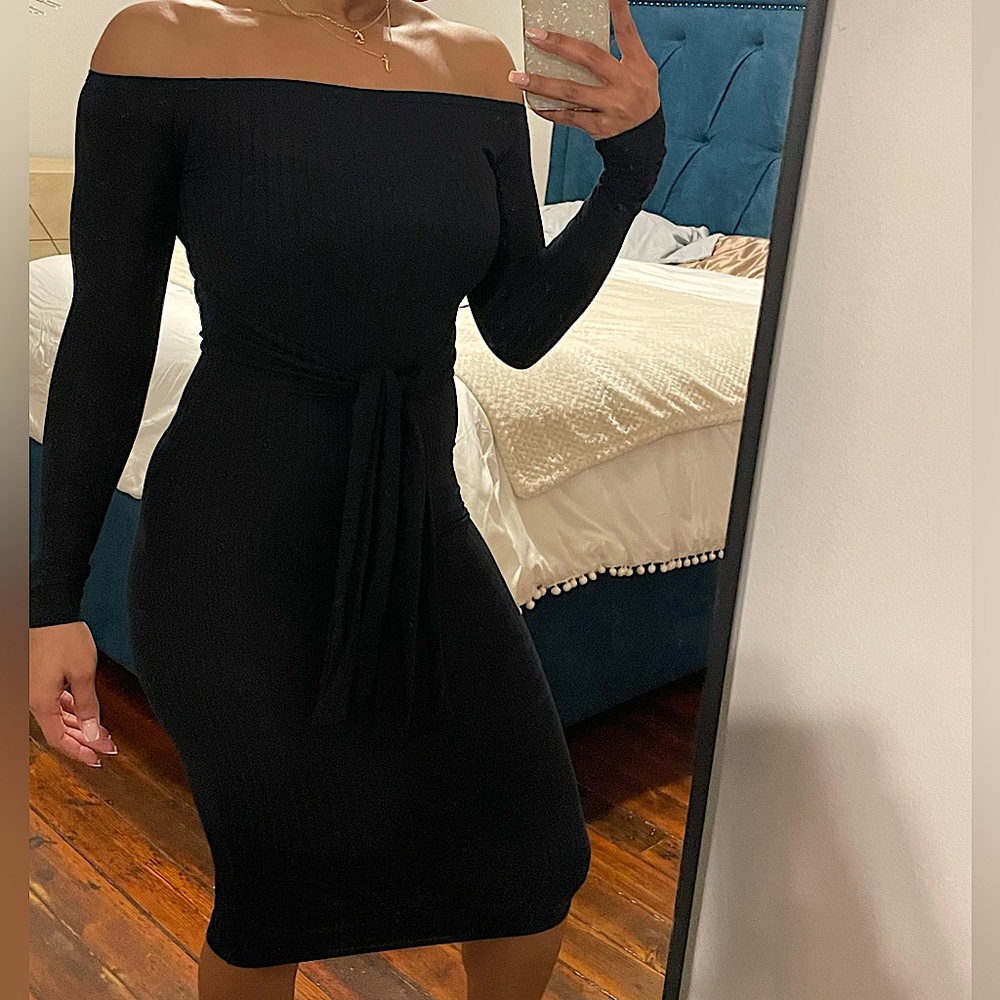 Diva Boutique Black Midi Dress